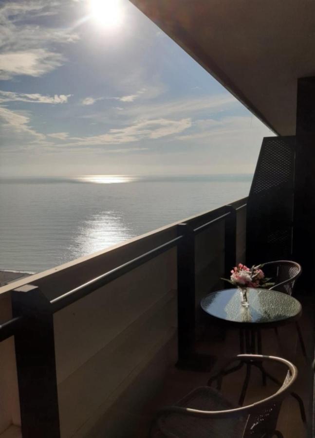 Aparthotel Orbi City Batumi Esterno foto