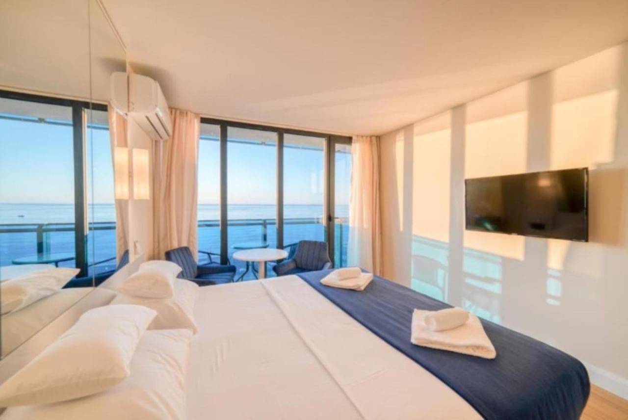 Aparthotel Orbi City Batumi Esterno foto