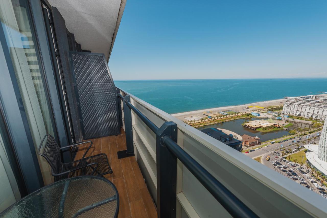 Aparthotel Orbi City Batumi Esterno foto