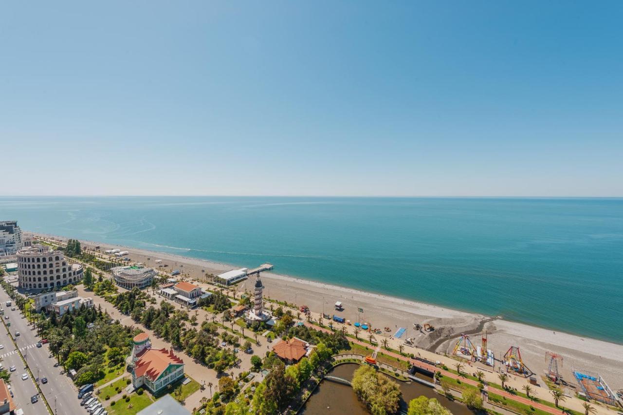 Aparthotel Orbi City Batumi Esterno foto