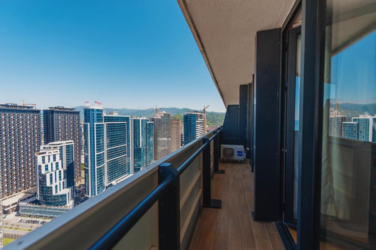 Aparthotel Orbi City Batumi Esterno foto