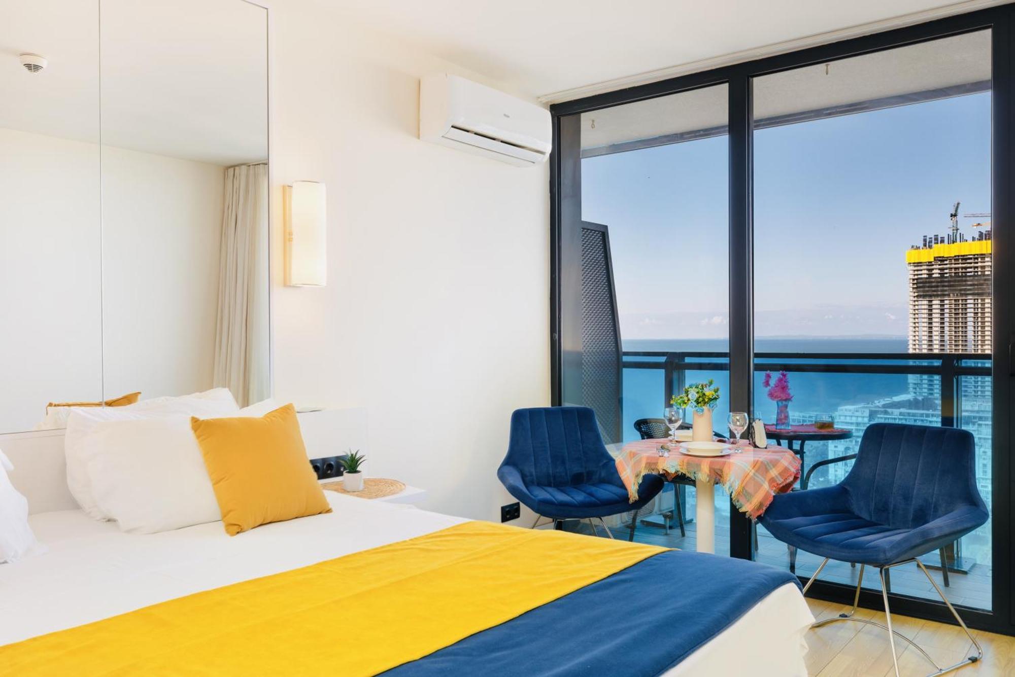 Aparthotel Orbi City Batumi Esterno foto